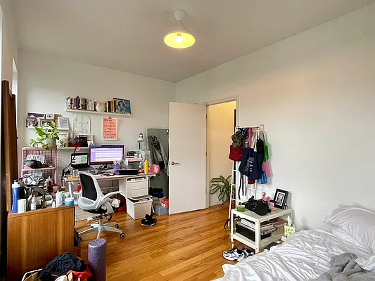 Rented by Bohemia Realty Group | media 16