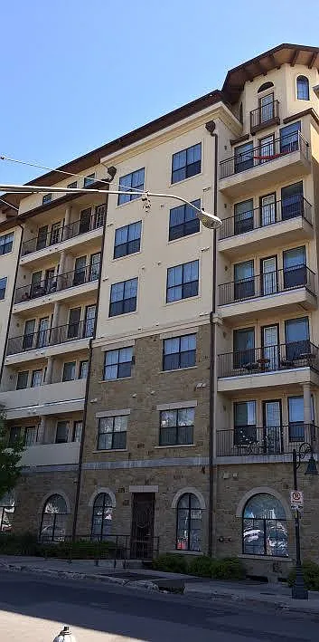 Building Photo - 2505 San Gabriel St #204