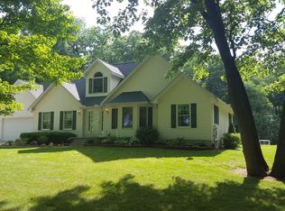 2592 Meanwell Rd, Petersburg, MI 49270