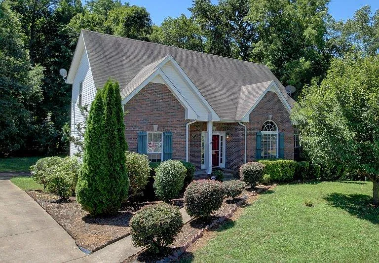 285 Sunny Slope Ct — Photo 1
