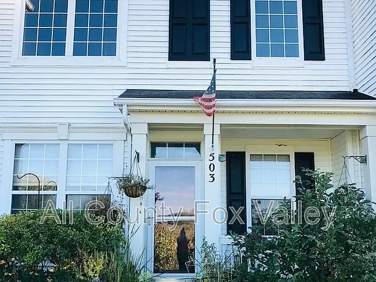 503 S Lakeside Ct — Photo 1