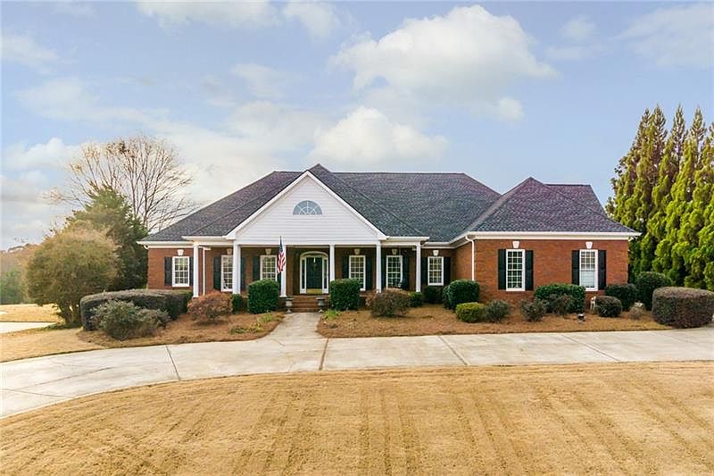 1st image of 441 Gold Bullion Dr W