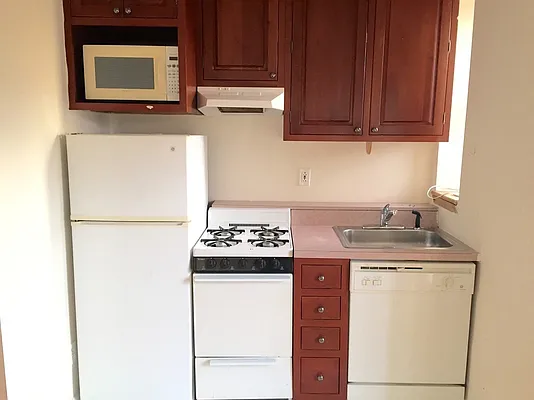 Rented by Royalty Living NYC | media 27