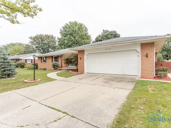 3246 Springtime Dr, Oregon, OH 43616