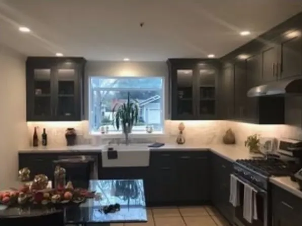18 Bremen Ct, Napa, CA 94558