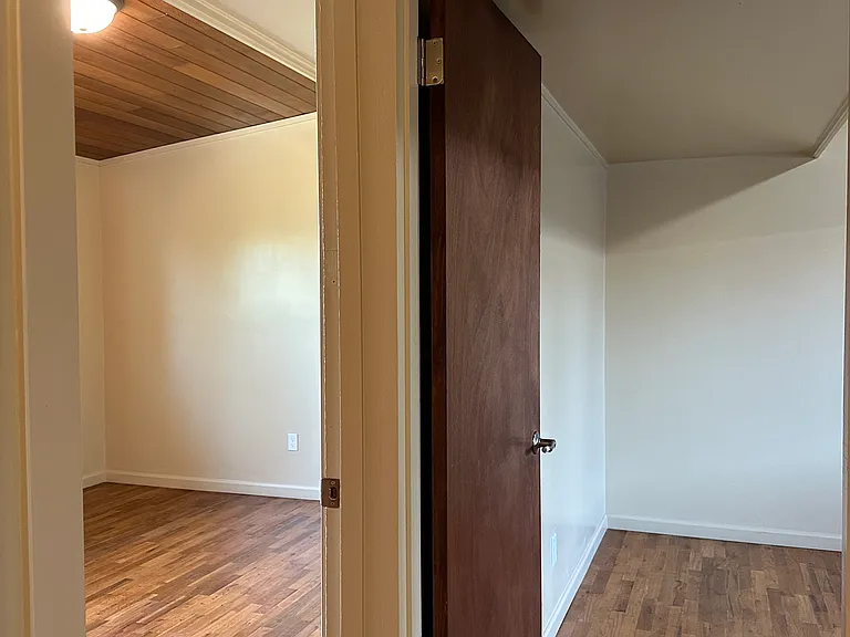 1406 O Ave — Photo 16