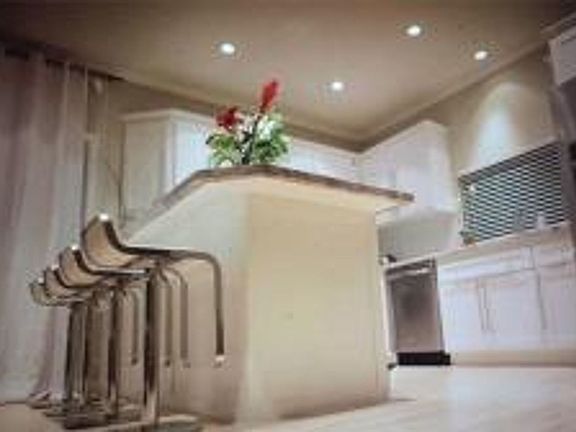 5th image of 14449 Benefit St APT 1