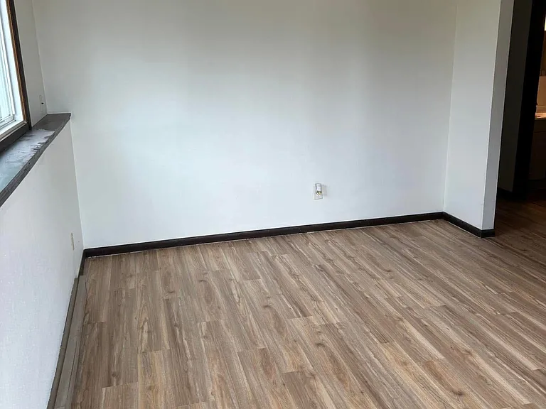 855 E St #3 — Photo 6