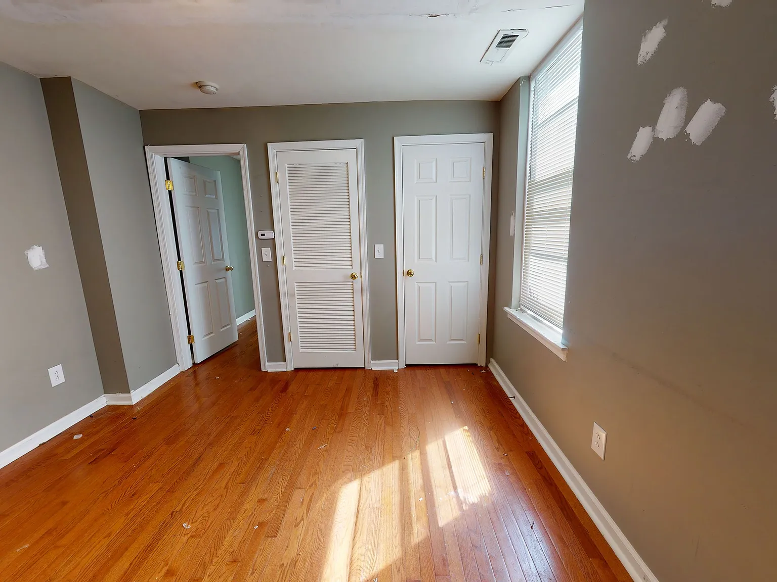 1812 W Berks St Unit B — Photo 3