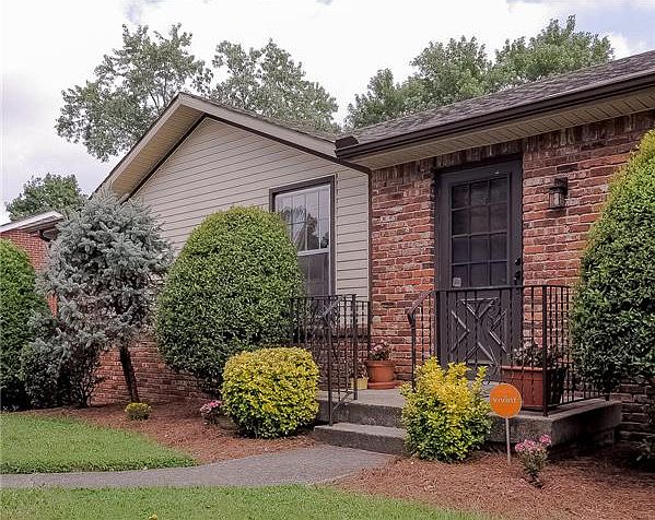 2nd image of 613 Tobylynn Dr