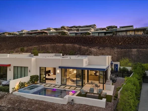 656 Scenic Cliff Dr, Henderson, NV 89012