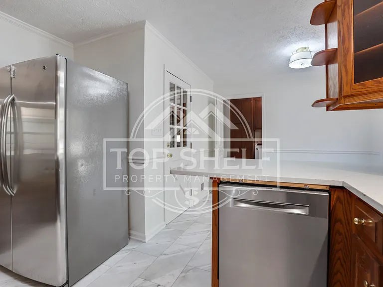 4684 Ben Hill Dr — Photo 15