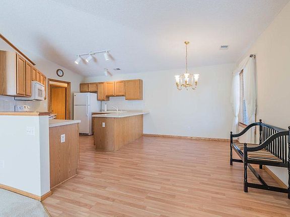 5th image of 12563 Marion Ct