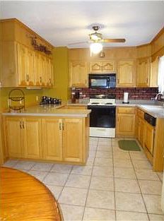 2nd image of 22 Driftwood Dr