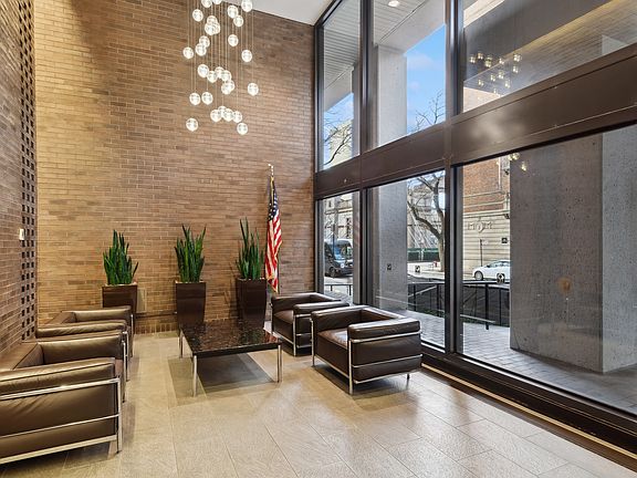 2nd image of 2650 N Lakeview Ave APT 3310