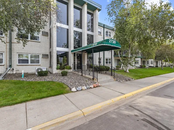 2730 Dale St N #D305, Roseville, MN 55113