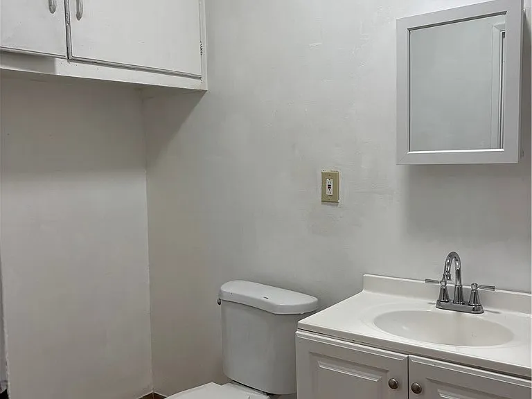 4029 Johnson St #4 — Photo 7