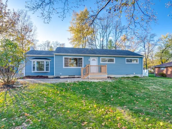 3720 Baird Rd, Stow, OH 44224