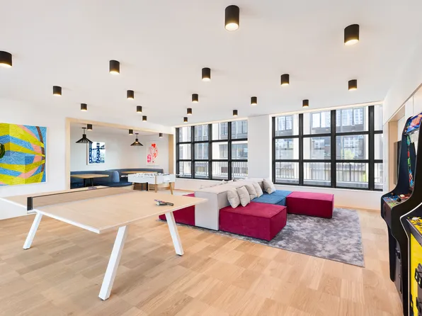 29 Huron Street image 16 of 18