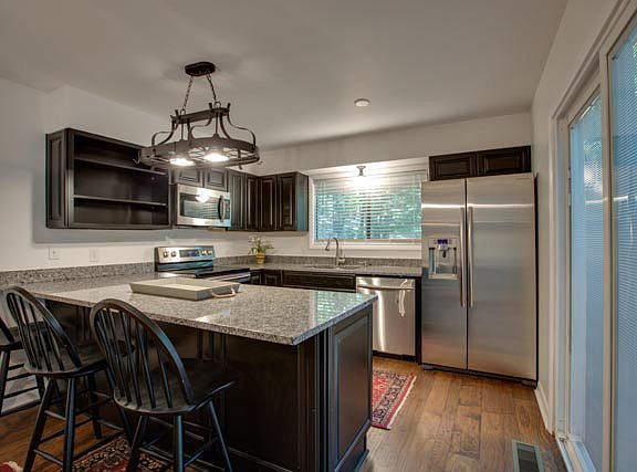 2nd image of 3772 Erickson Cir