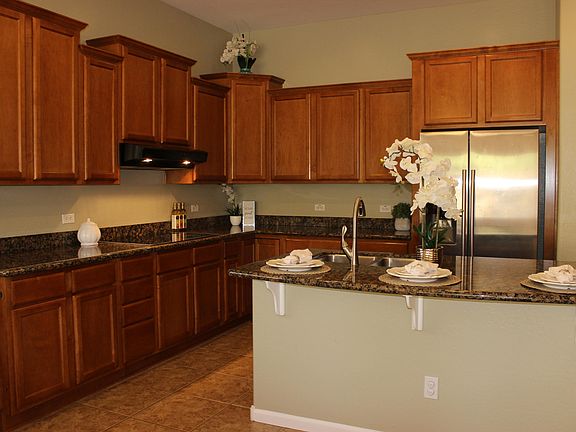 4th image of 1550 W Prescott Dr