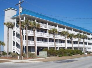 305 N Topsail Dr UNIT 7, Surf City, NC 28445