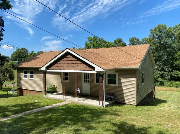 108 High St, Oak Hill, WV 25901