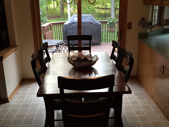 3rd image of 8848 Eaton Dr