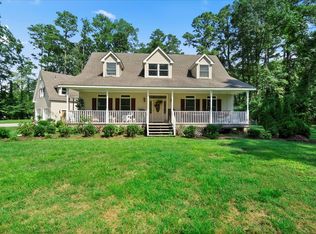 1033 Long Ridge Rd, Chesapeake, VA 23322