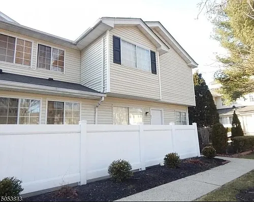 91 Cortland Ln #91 Photo 1