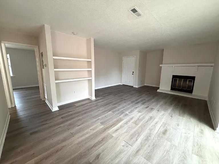 4916 Cotton Row NW #D — Photo 4