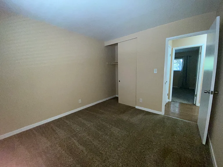 2413 Clay St — Photo 17