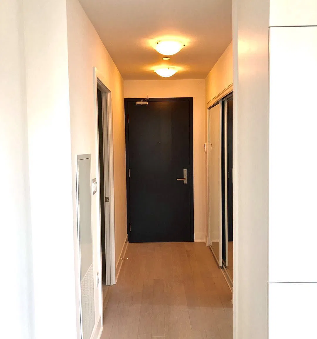 2 bed, $3,200 — Photo 2