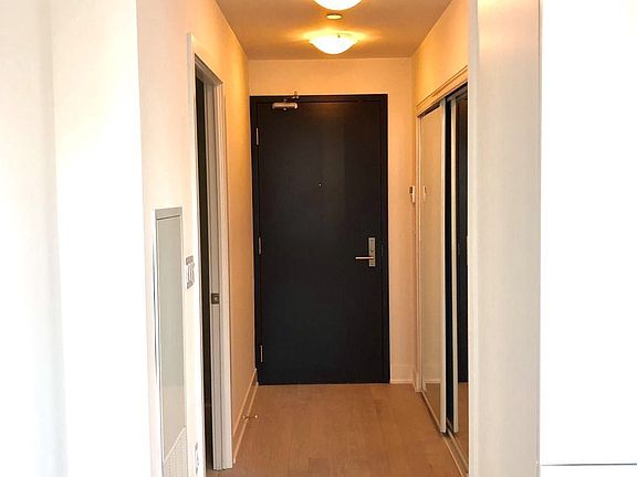 2nd image of 955 Bay St #707