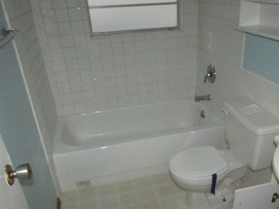 4th image of 4311 Hamilton Dr