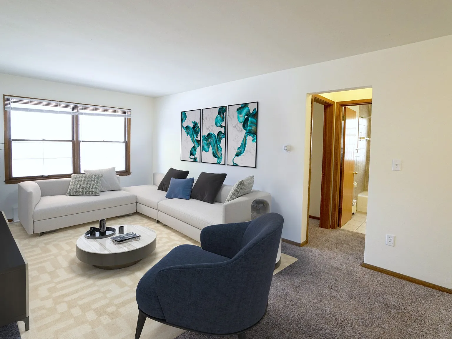 Adrian Apartments (CLO) — Photo 2