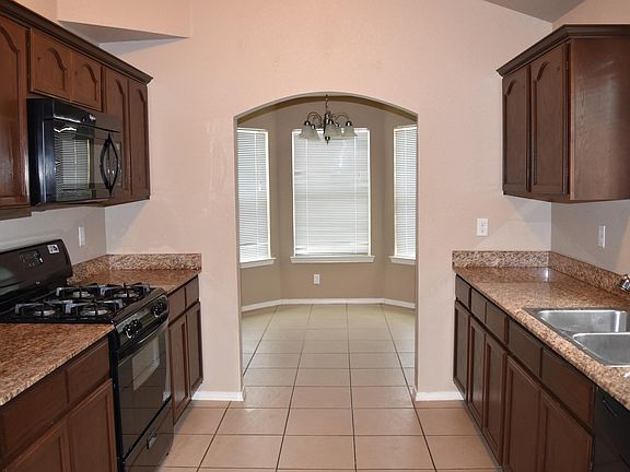 5th image of 14645 Boer Trail Ave