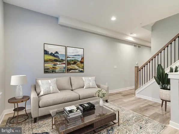 719 Cantrell St, Philadelphia, PA 19148