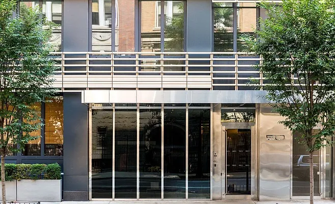 Sold by MG Capital Realty Management | media 9