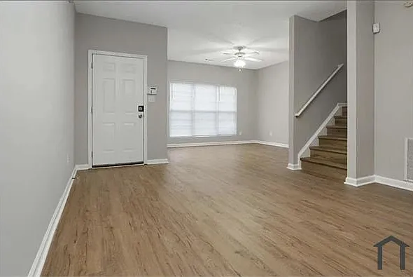 3 bed, $1,850 — Photo 3