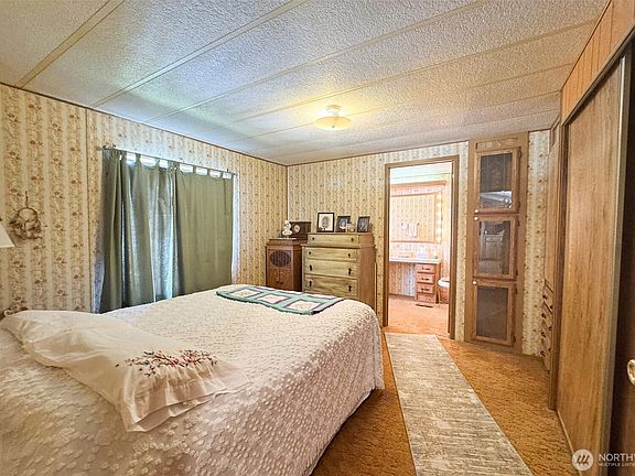 4th image of 2240 Peace Portal Drive, Unit#15