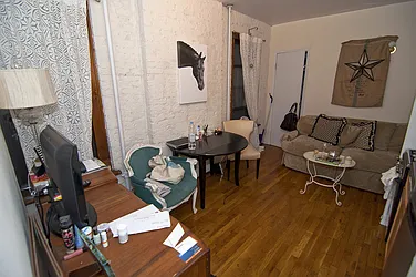 Rented by Park Property Advisors