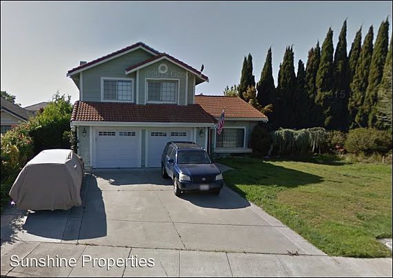 1st image of 575 Chaucer Ln