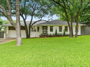 10105 Woodgrove Dr, Dallas, TX 75218
