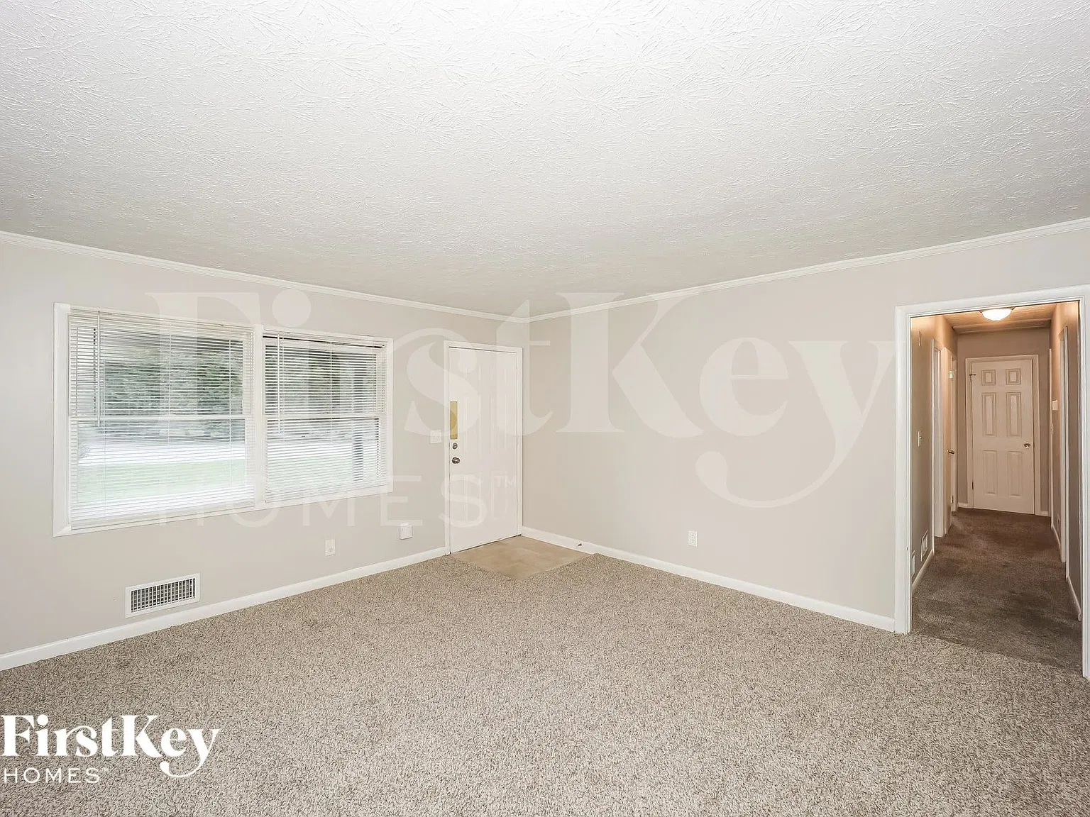 3 bed, 2.0 bath, 1431 sqft, $1,515 — Photo 2