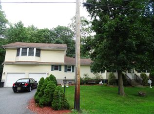 7 Lake Trl E, Wayne, NJ 07470