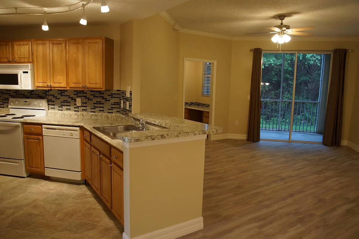 5691 Bentgrass Dr — Photo 4