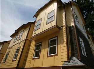 16552 NE 84th Ct #2C, Redmond, WA 98052