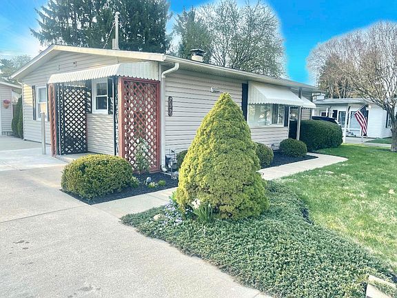 2nd image of 757 Meadow Dr