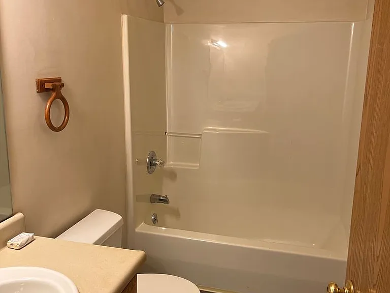 5104 Trotter Dr — Photo 9